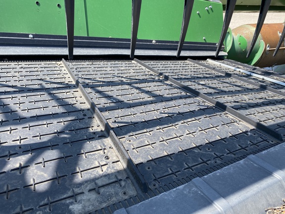 2022 John Deere HD45F Header Combine