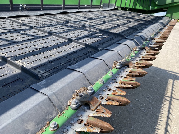 2022 John Deere HD45F Header Combine