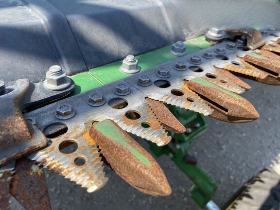 2022 John Deere HD45F Header Combine