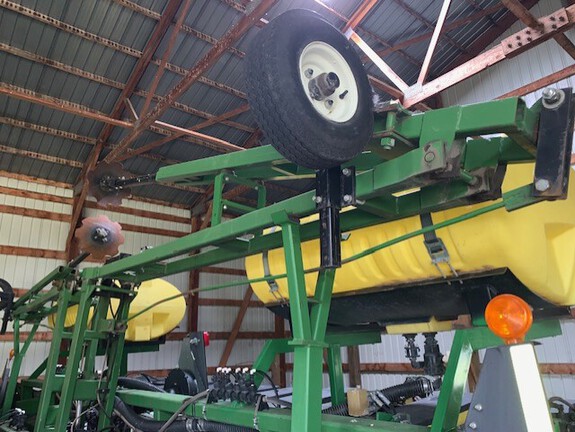 1998 John Deere 1750 Planter