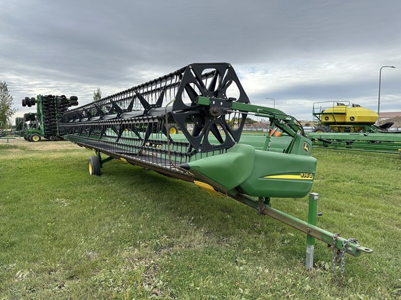 2008 John Deere 936D Header Combine