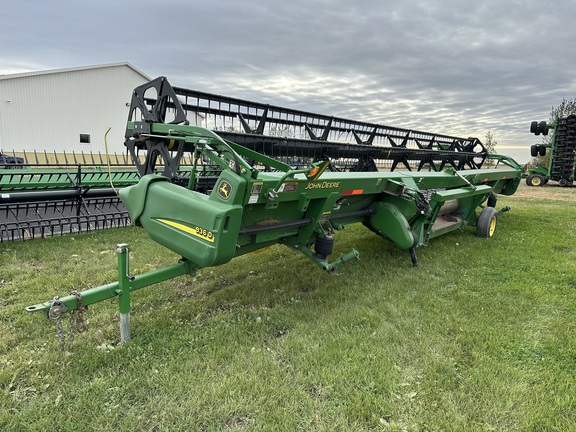 2008 John Deere 936D Header Combine