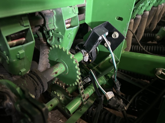 2001 John Deere 455 Drill