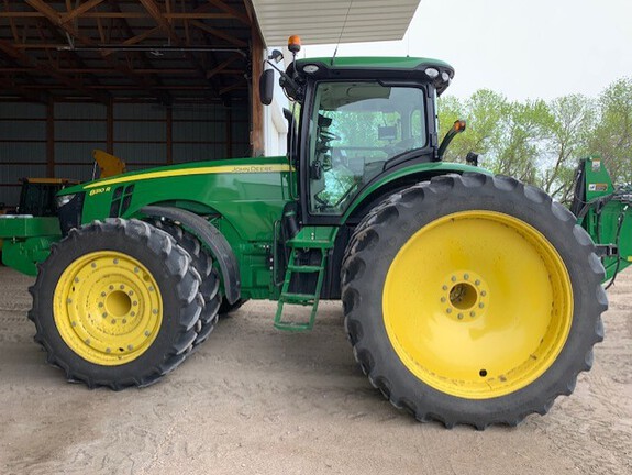 2011 John Deere 8310R Tractor