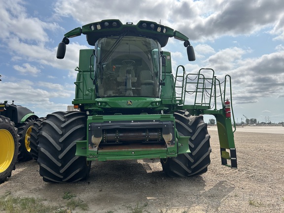 2024 John Deere S780 Combine