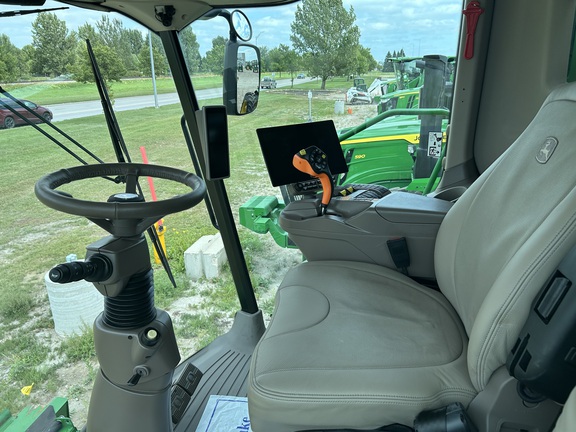 2024 John Deere S780 Combine