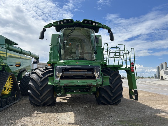 2024 John Deere S780 Combine