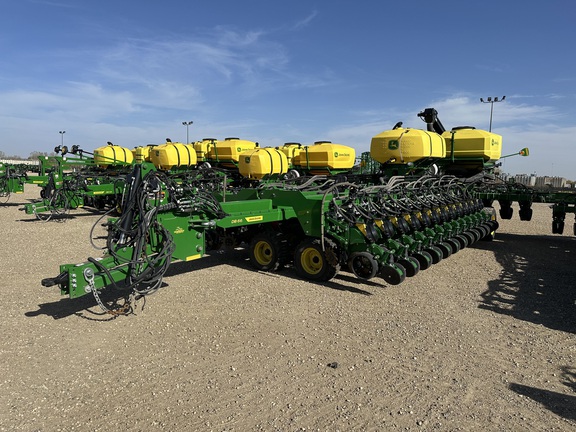 2022 John Deere DB66 Planter