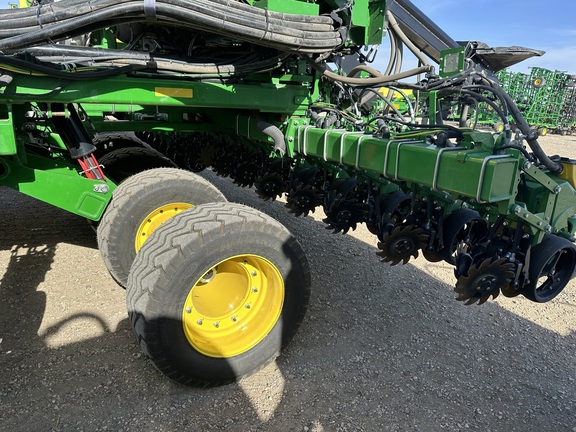 2022 John Deere DB66 Planter