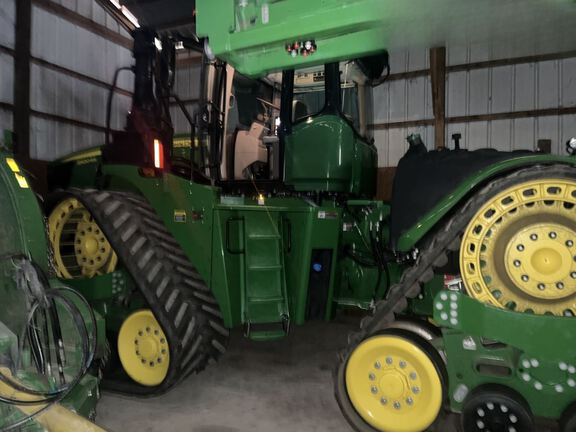 2021 John Deere 9520RX Tractor Rubber Track