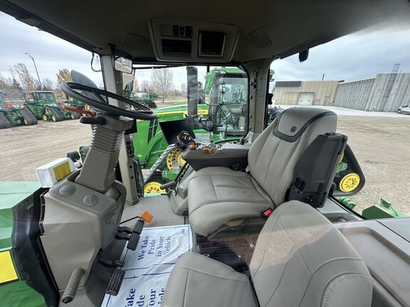 2024 John Deere 8RX 410 Tractor Rubber Track