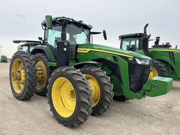 2023 John Deere 8R 370 Tractor