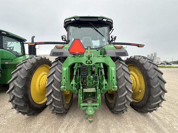2023 John Deere 8R 370 Tractor