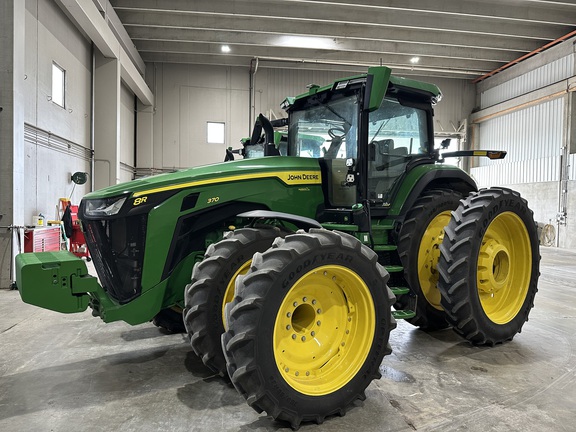 2023 John Deere 8R 370 Tractor