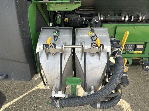 2024 John Deere 616R Sprayer/High Clearance