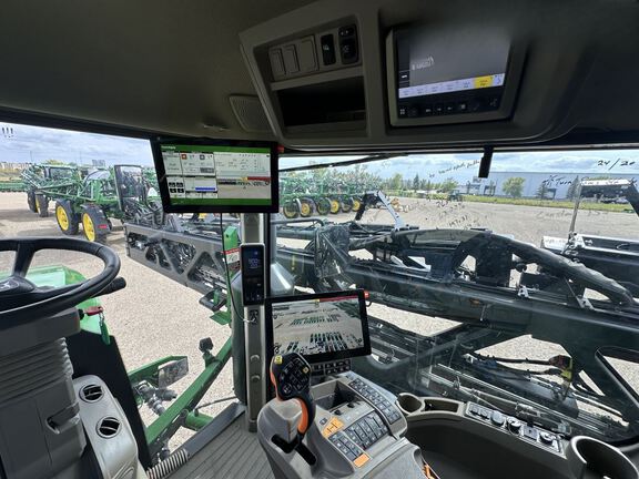 2024 John Deere 616R Sprayer/High Clearance
