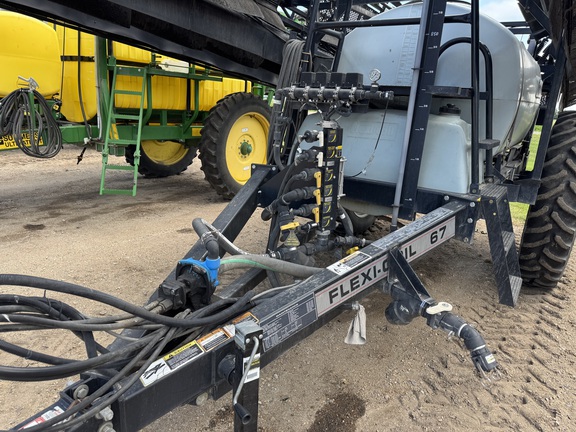 2001 Flexi-Coil S67 Sprayer