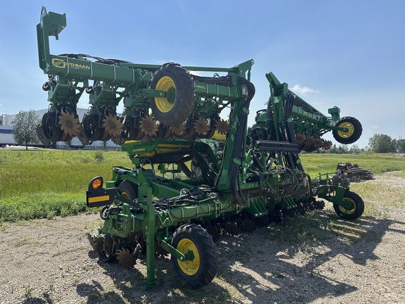 2025 John Deere DR24 Tree Planter