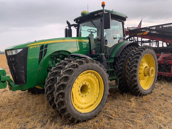 2017 John Deere 8370R Tractor