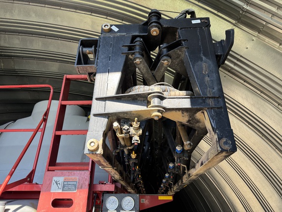 2009 Top Air TA2400 Sprayer