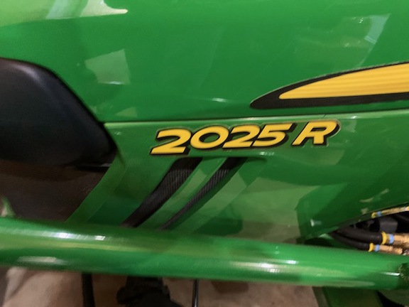 2014 John Deere 2025R Tractor Compact