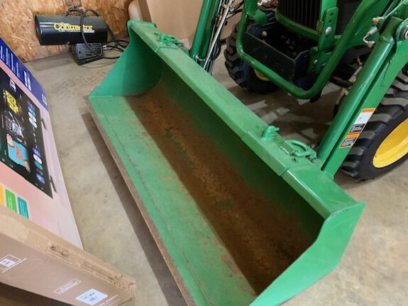 2014 John Deere 2025R Tractor Compact