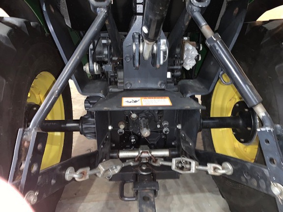 2014 John Deere 2025R Tractor Compact