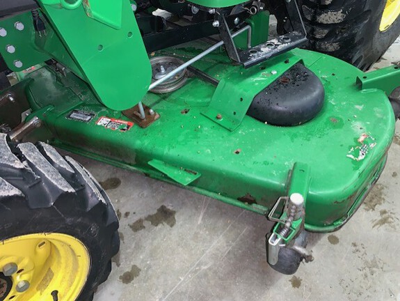 2018 John Deere 2032R Tractor Compact