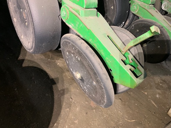 John Deere 1750 Planter