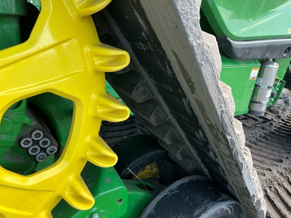 2021 John Deere X9 1100 Combine