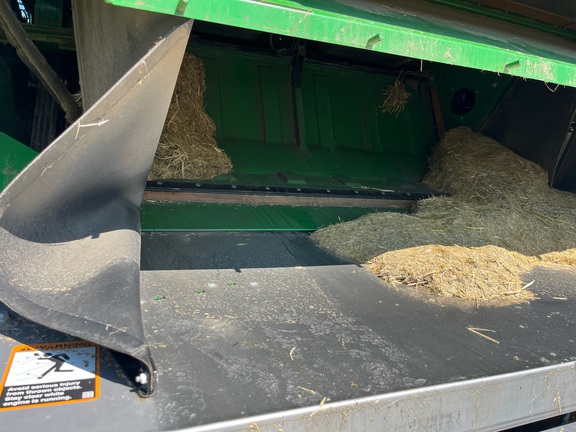 2022 John Deere X9 1100 Combine