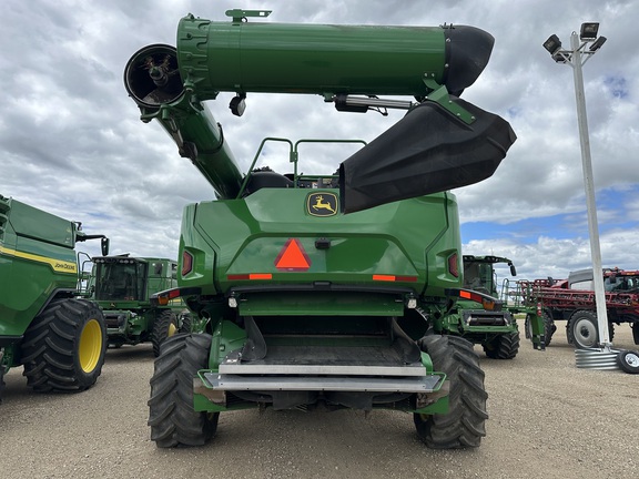 2022 John Deere X9 1100 Combine