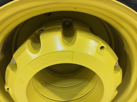 2015 John Deere 9520R Tractor 4WD