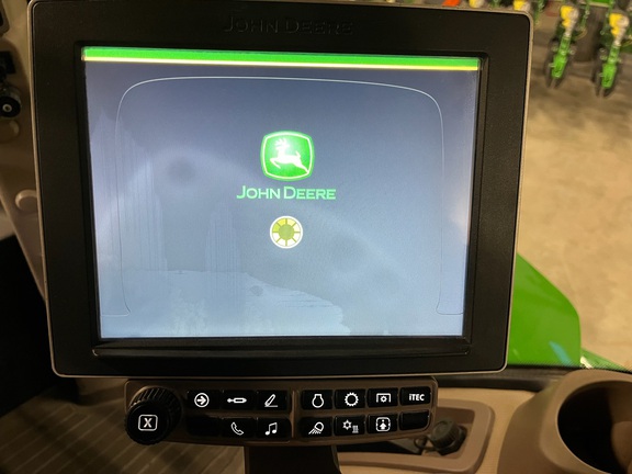 2015 John Deere 9520R Tractor 4WD