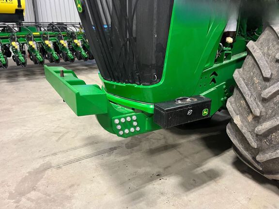 2015 John Deere 9520R Tractor 4WD
