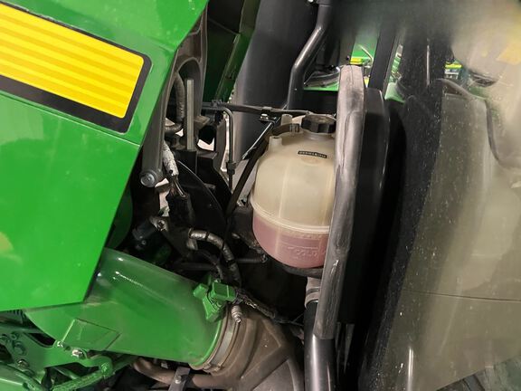 2015 John Deere 9520R Tractor 4WD