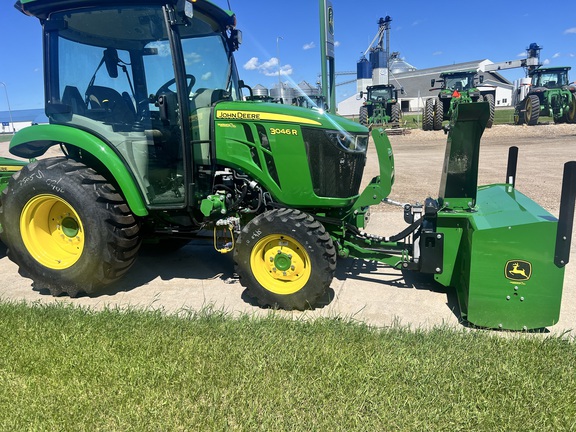 2025 John Deere 3046R Tractor Compact