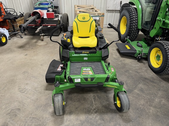 2025 John Deere Z320R Mower/Zero Turn