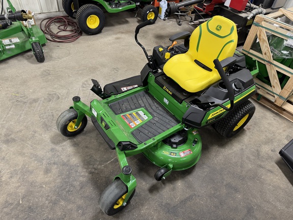 2025 John Deere Z320R Mower/Zero Turn