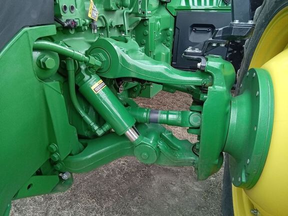 2022 John Deere 8R 340 Tractor