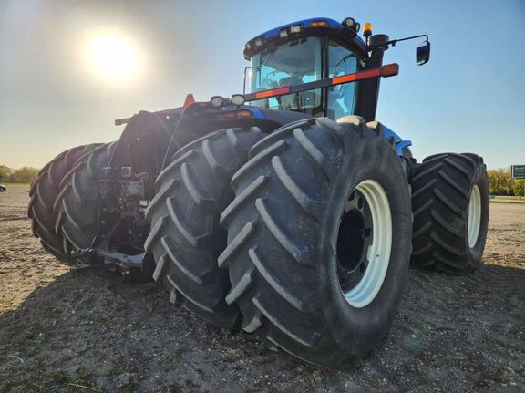 2012 New Holland T9.670 Tractor 4WD