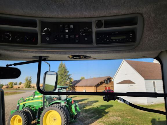 2012 New Holland T9.670 Tractor 4WD