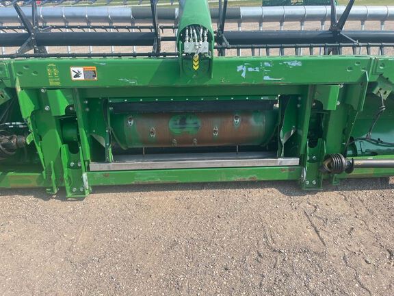 2023 John Deere RD40F Header Combine