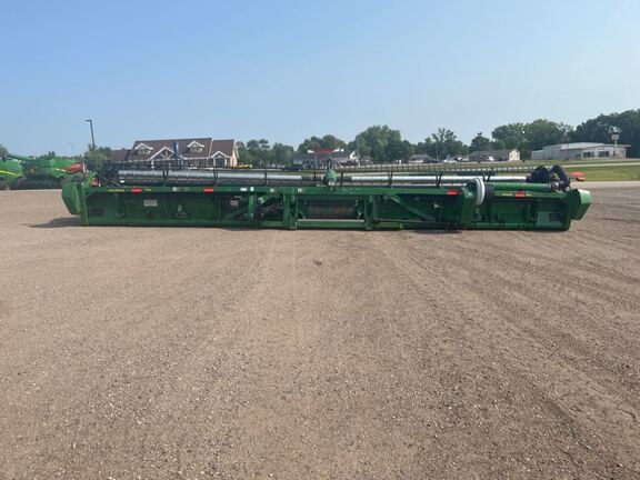 2023 John Deere RD40F Header Combine