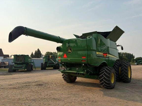 2024 John Deere S780 Combine