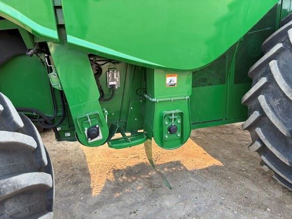 2024 John Deere S780 Combine