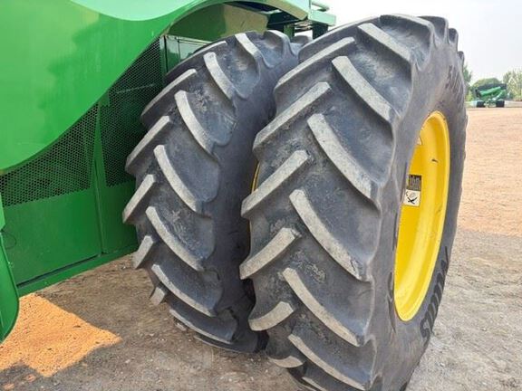 2024 John Deere S780 Combine