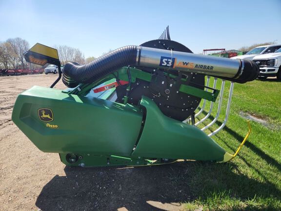 2024 John Deere RD40F Header Combine