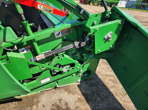 2024 John Deere RD40F Header Combine