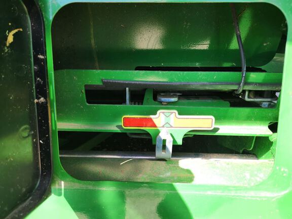 2024 John Deere RD40F Header Combine